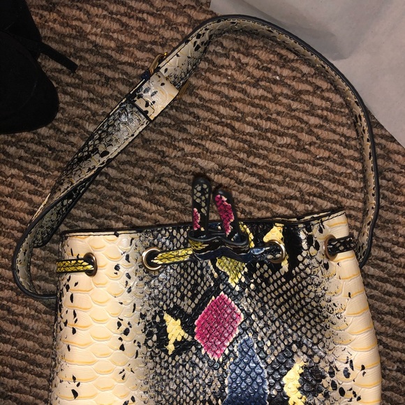 Misguided fanny pack - Picture 3 of 5